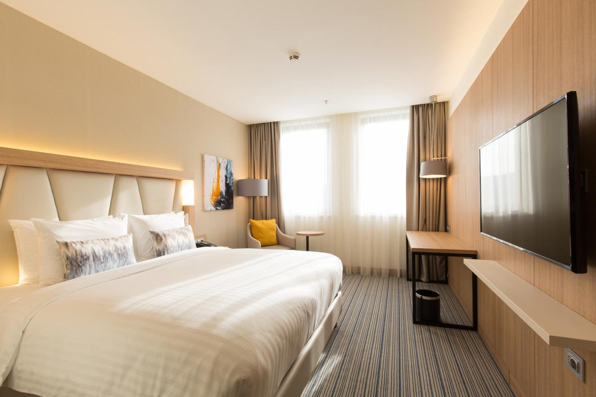 Отель Courtyard By Marriott Баня-Лука Экстерьер фото